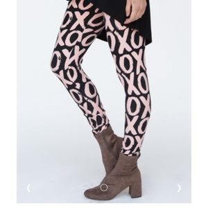 Agnes & Dora Leggings XOXO